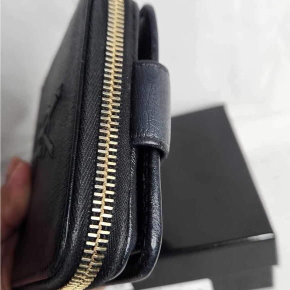 YSL YVES SAINT LAURENT SHORT ZIPPY SNAP WALLET/GENDERLESS - Picture 10 of 16